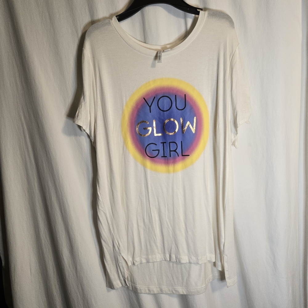 Cato- Off-white T-Shirt with 'You Glow Girl' Graphic